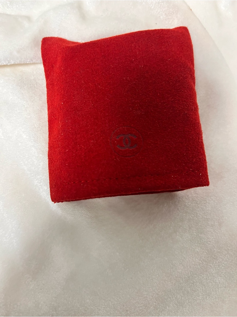 CHANEL Pressed Setting Powder Duo in Light Beige with Red Pouch - Picture 4 of 4